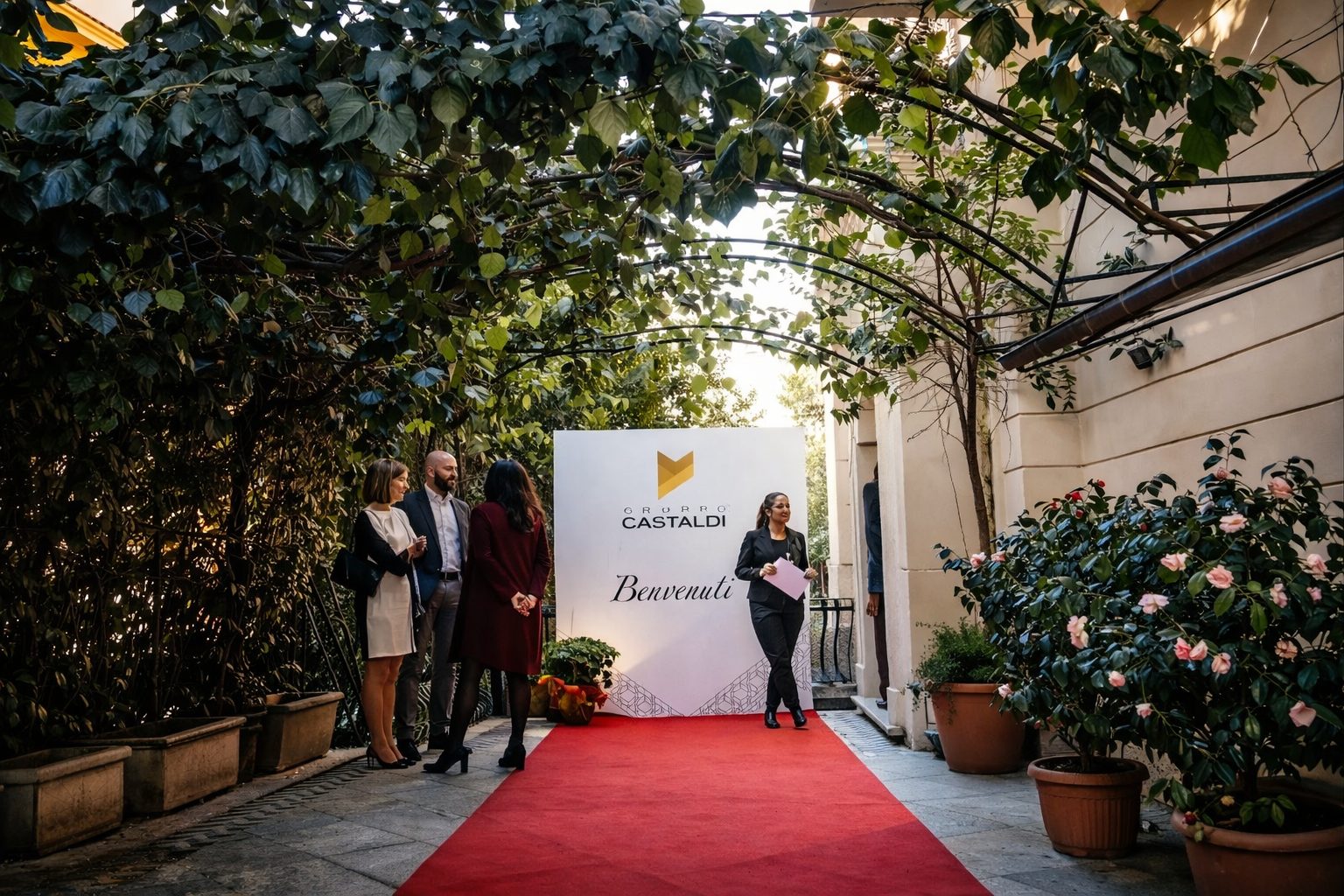 Evento Gruppo Castaldi con clienti e professionisti - Aperitivo in villa privata ai Parioli Roma